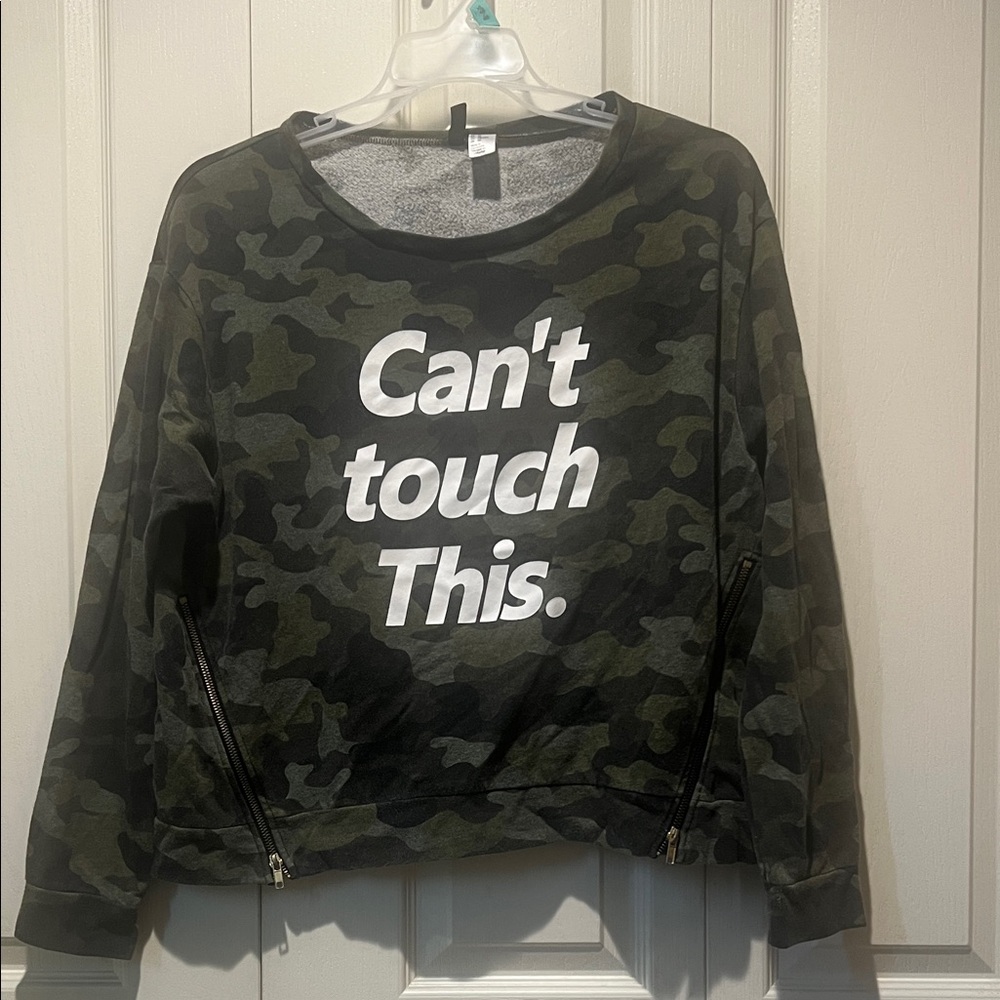Divided Camouflage Crew Neck Sweater - Black and Green